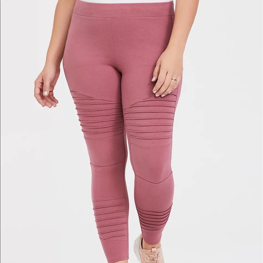 TORRID Dusty Pink Moto Ribbed Leggings Size 3